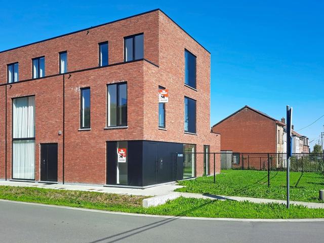 Villa te huur in Mariakerke met 4 slaapkamers