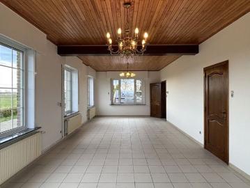 Villa te huur in Oostvleteren voor € 1.200 met 1 slaapkamer