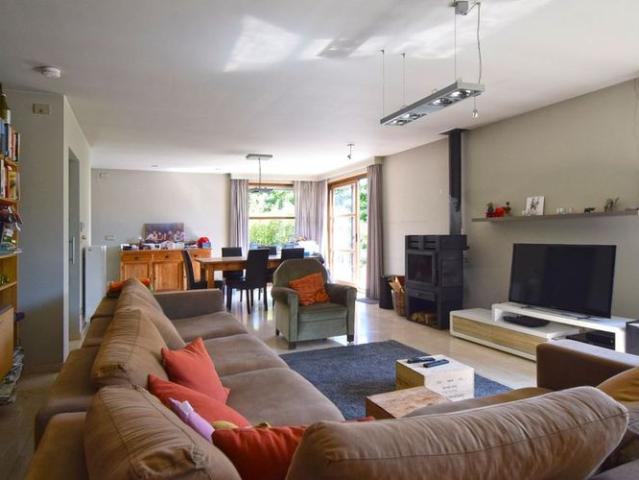 Villa te huur in Roeselare voor € 1.100 met 3 slaapkamers