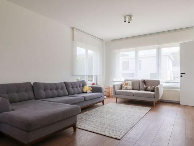 Villa te huur in Sterrebeek voor € 2.250 met 3 slaapkamers