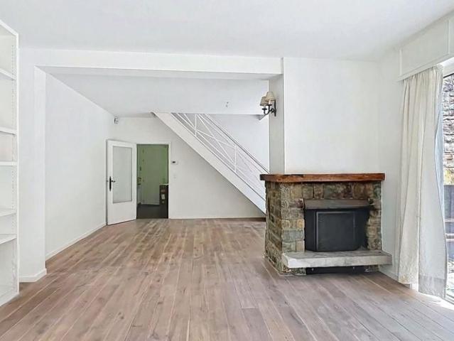 Villa te huur in Sint Genesius Rode voor € 2.500 met 3 slaapkamers
