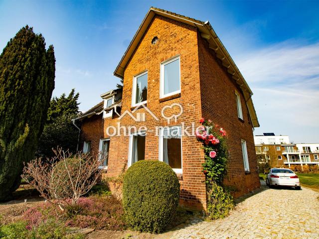 Villa Teichrose – historische Villa trifft modernes Wohnen in Bestlage von Wentorf!