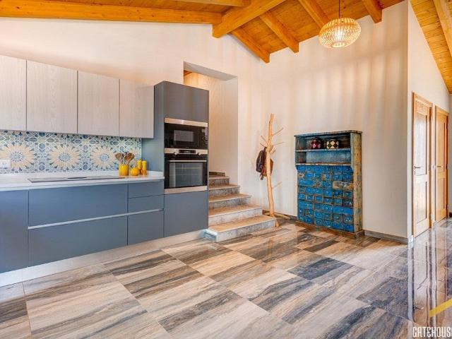 Villa térrea com 3 quartos mais chalé em Moncarapacho, Algar. 175m² Moncarapacho e Fuseta