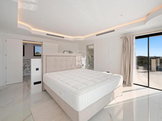 Villa to rent in Son Gual
