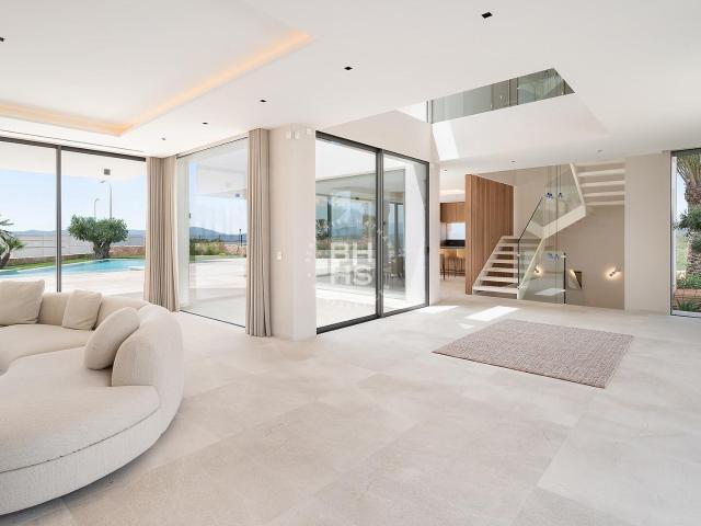 Villa to rent in Son Gual