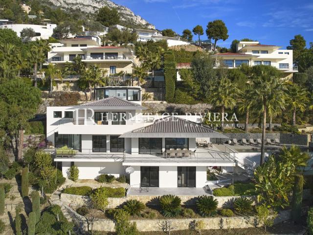 Villa to rent Saint Laurent d'Eze Modern villa in secure domain close Monaco