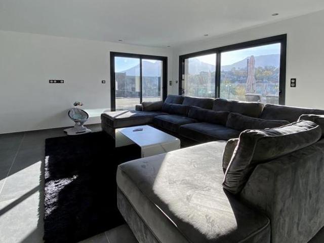 Villa très récente 130 m2, 4mn Challes Les Eaux