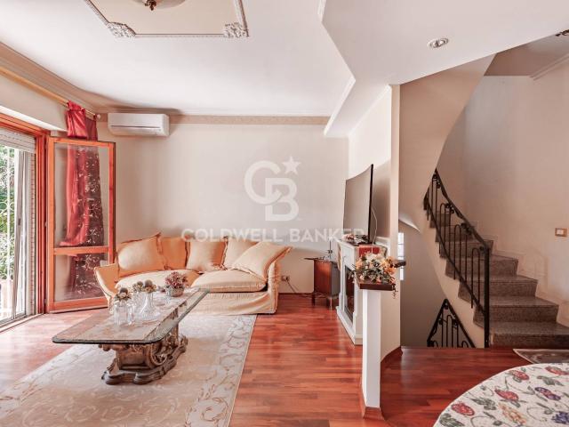 Villa trifamiliare in affitto a Ciampino