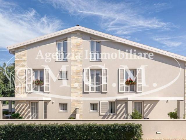 Villa trifamiliare in vendita a Pisa