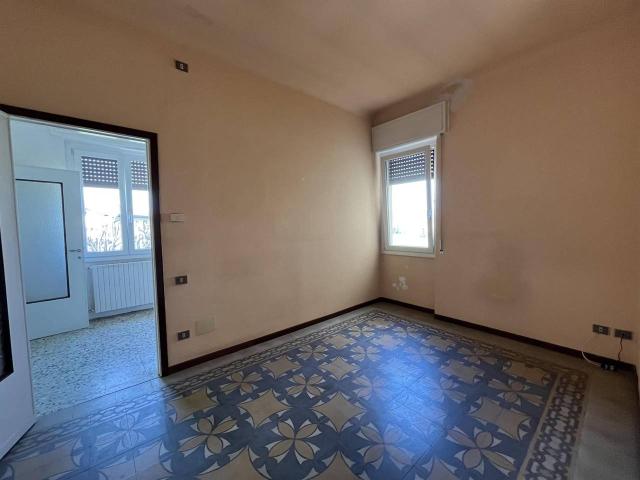 Villa trifamiliare in vendita a Vigevano