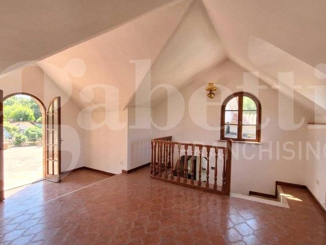 Villa unifamiliare Arco Felice, Località la Schiana, Damiani, Pozzuoli