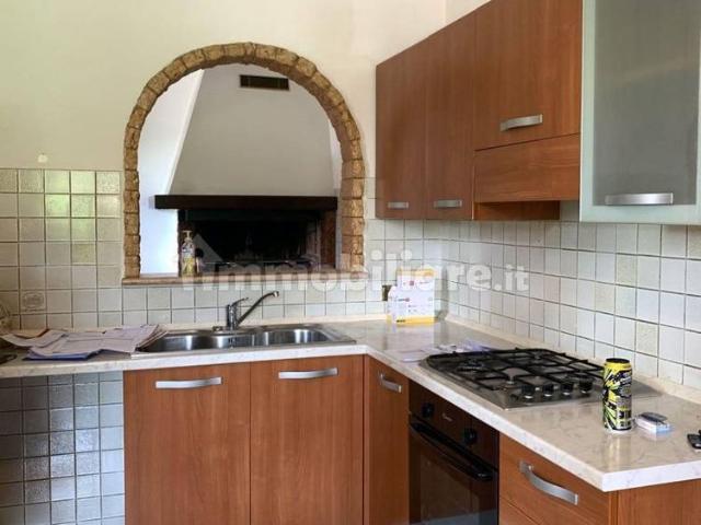 Villa unifamiliare, buono stato, 280 m², Centro, Costabissara