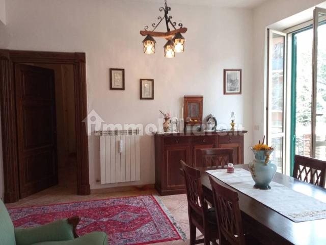 Villa unifamiliare, buono stato, 300 m², Centro, Barbarano Romano