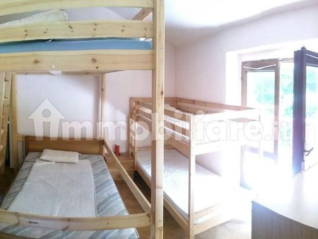 Villa unifamiliare, buono stato, 60 m², Lemie
