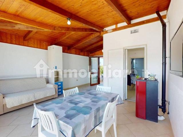 Villa unifamiliare, buono stato, 90 m², Carovigno