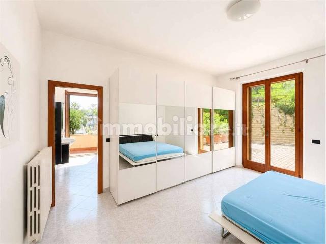 Villa unifamiliare frazione sappanico, 58/M, Ghettarello Sappanico, Ancona