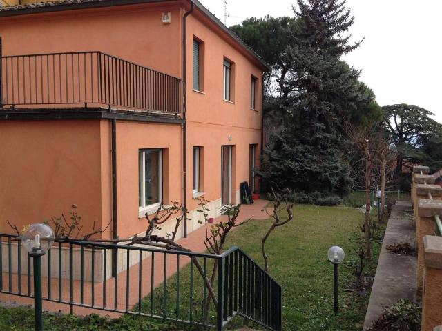 Villa unifamiliare in affitto a Perugia