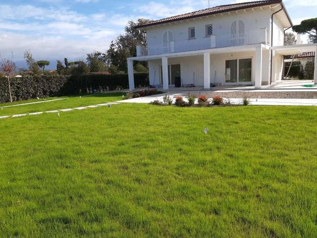 Villa unifamiliare in affitto a Pietrasanta