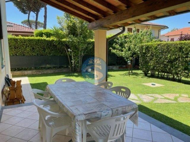 Villa unifamiliare in affitto a Pietrasanta