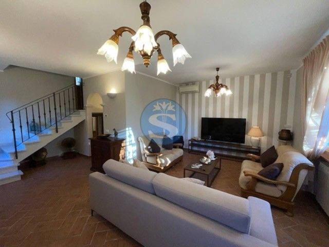 Villa unifamiliare in affitto a Pietrasanta