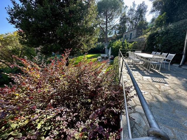 Villa Unifamiliare in Affitto a Santa Margherita Ligure Cod. 13451