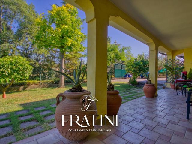 Villa Unifamiliare in vendita a Monterubbiano, Rubbianello