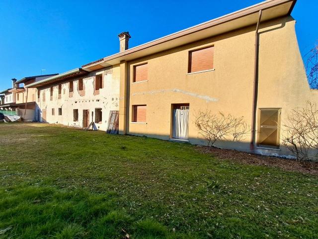 Villa unifamiliare in vendita a Morsano Al Tagliamento