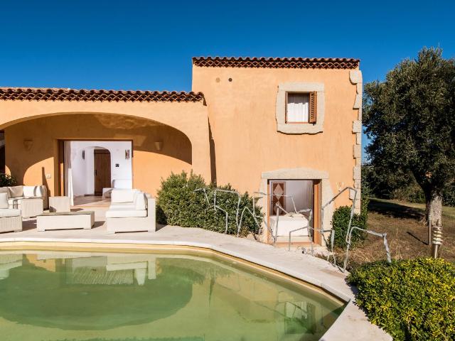 Villa unifamiliare in vendita a Arzachena