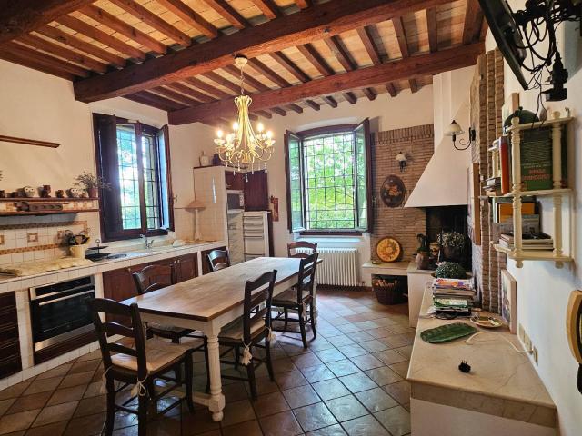 Villa unifamiliare in vendita a Bagnacavallo, Villanova