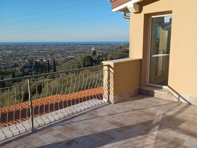 Villa unifamiliare in vendita a Camaiore