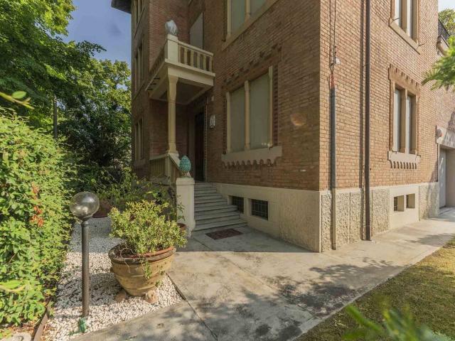 Villa unifamiliare in vendita a Cento