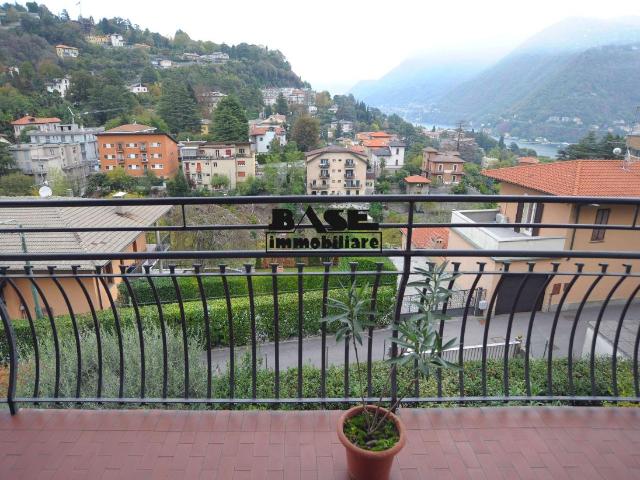 Villa unifamiliare in vendita a Como