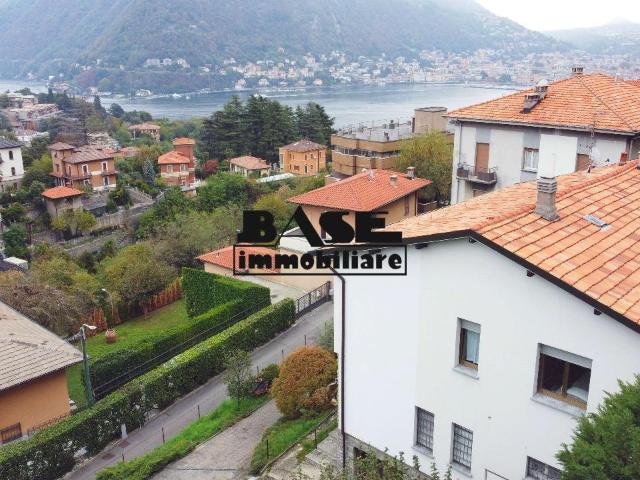 Villa unifamiliare in vendita a Como
