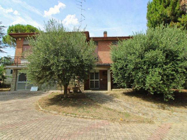 Villa unifamiliare in vendita a Faenza