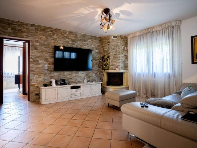 Villa unifamiliare in vendita a Jesolo