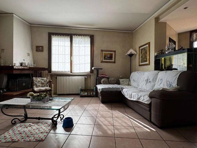 Villa unifamiliare in vendita a Porto Mantovano