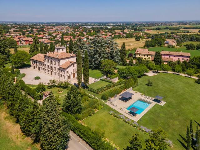 Villa unifamiliare in vendita a Quattro Castella