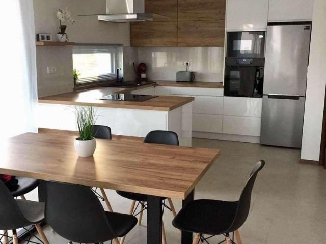 Villa unifamiliare in vendita a Reggio Emilia