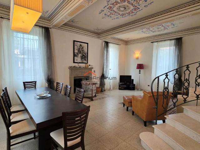 Villa unifamiliare in vendita a Rimini