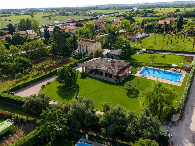 Villa unifamiliare in vendita a Rimini