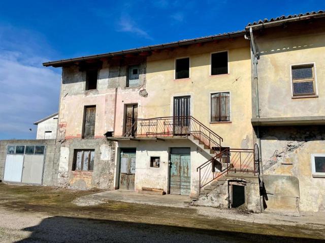 Villa unifamiliare in vendita a Rive D'Arcano