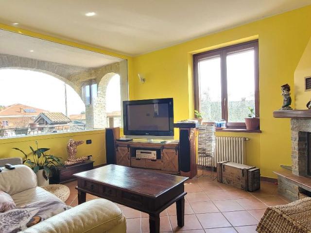 Villa unifamiliare in vendita a Roletto