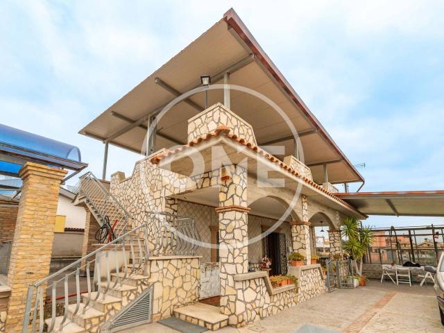 Villa unifamiliare in vendita a Roma