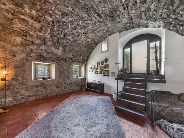 Villa unifamiliare in vendita a Solto Collina