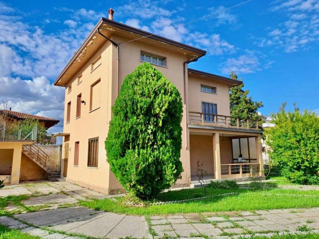 Villa unifamiliare in vendita a Zoppola