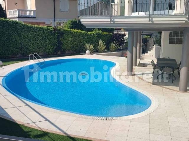 Villa unifamiliare, ottimo stato, 245 m², Roé, Roè Volciano