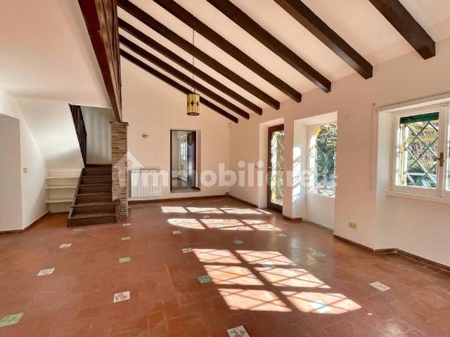 Villa unifamiliare, ottimo stato, 293 m², Appia Pignatelli, Roma