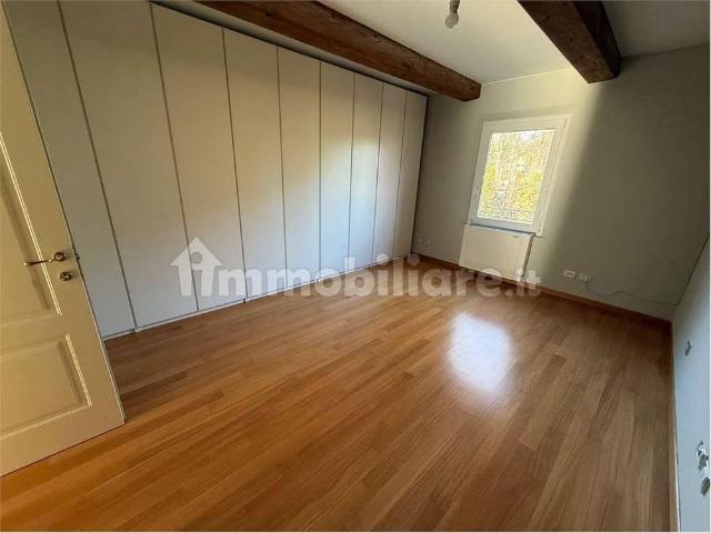 Villa unifamiliare, ottimo stato, 200 m², Sant'Agnese Università, Modena