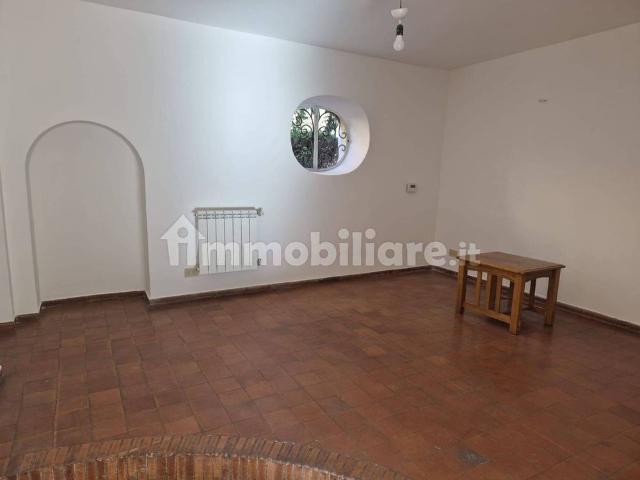 Villa unifamiliare, ottimo stato, 205 m², Capannelle Statuario, Roma
