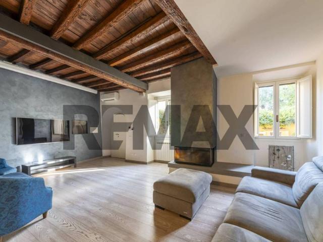 Villa unifamiliare, ottimo stato, 360 m², Settignano, Firenze